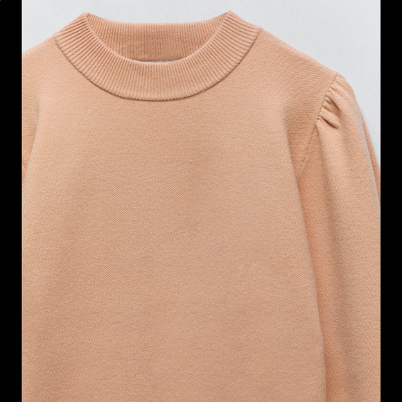 LONG SLEEVE KNIT SWEATER - Picture 2 of 6